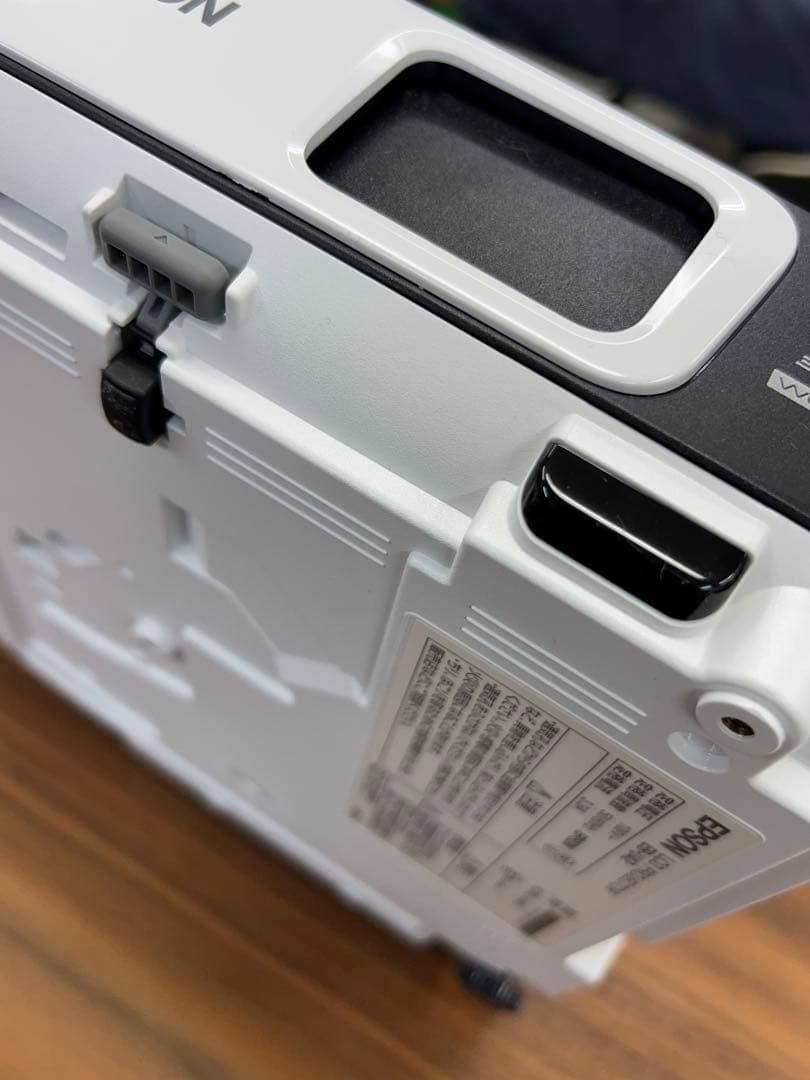 K 【動作確認済】EPSON EB-U42 プロジェクター 本体