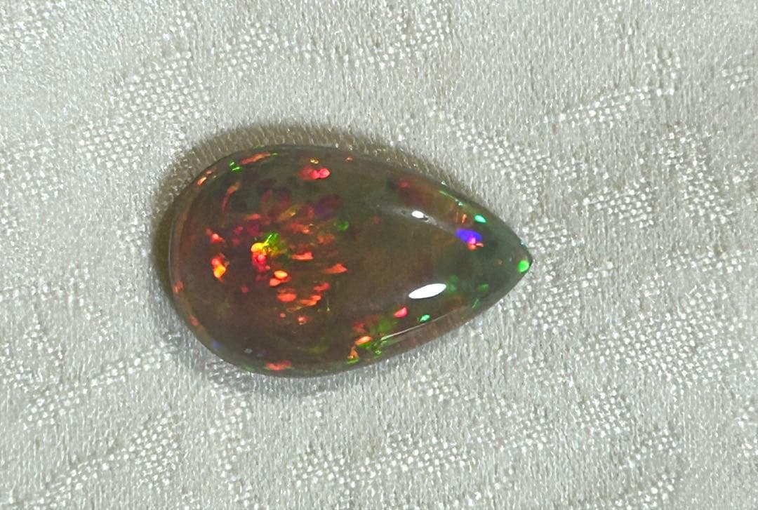 オパール ルース