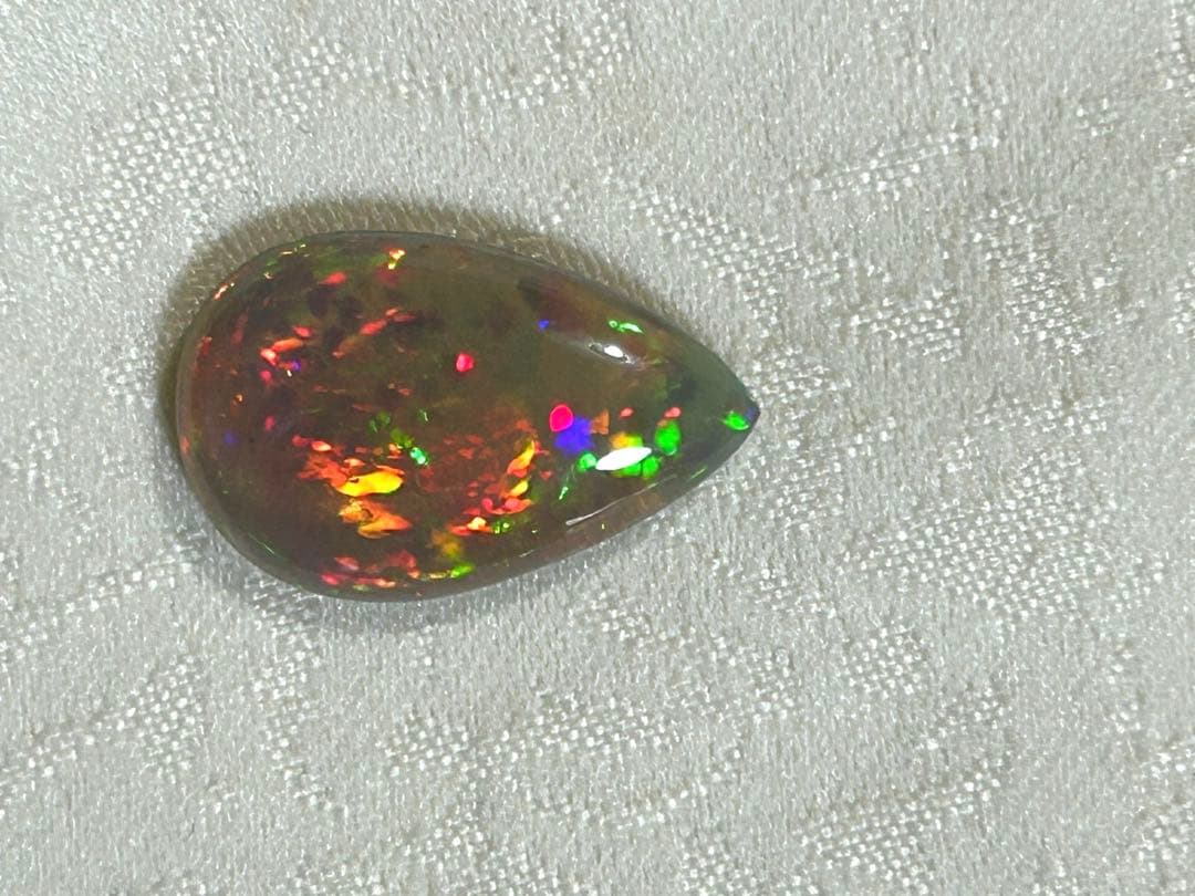 オパール ルース