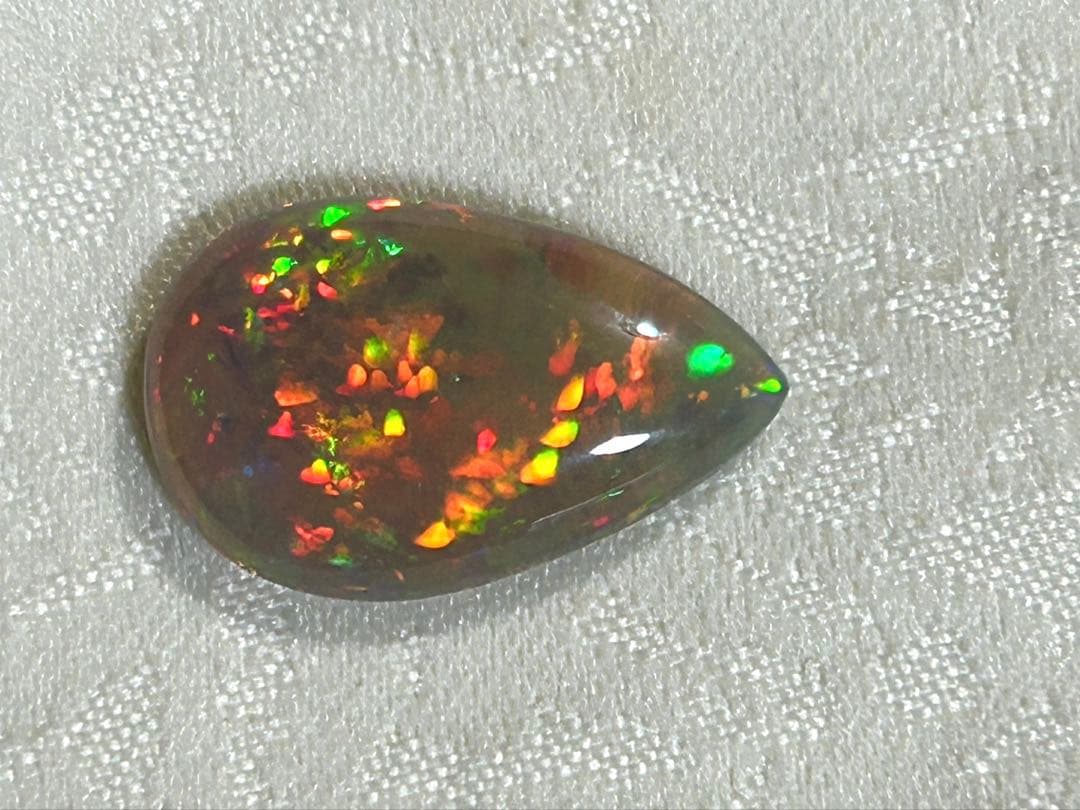 オパール ルース