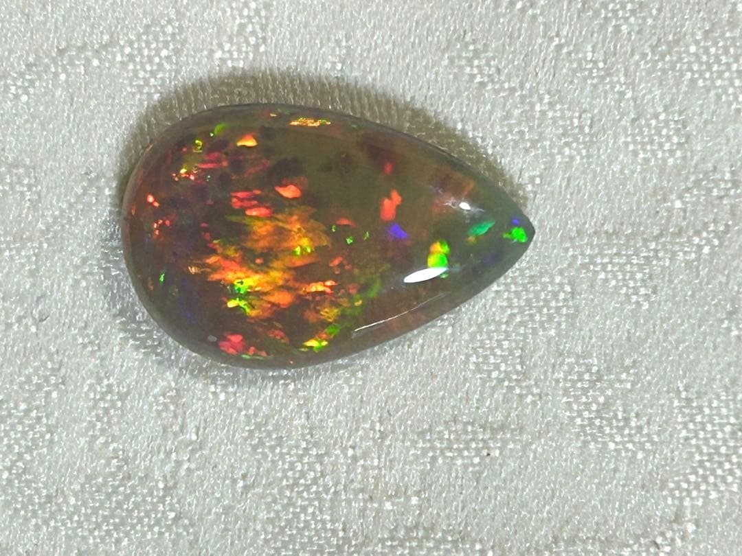 オパール ルース