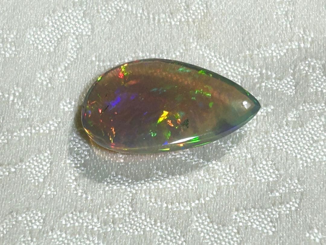 オパール ルース