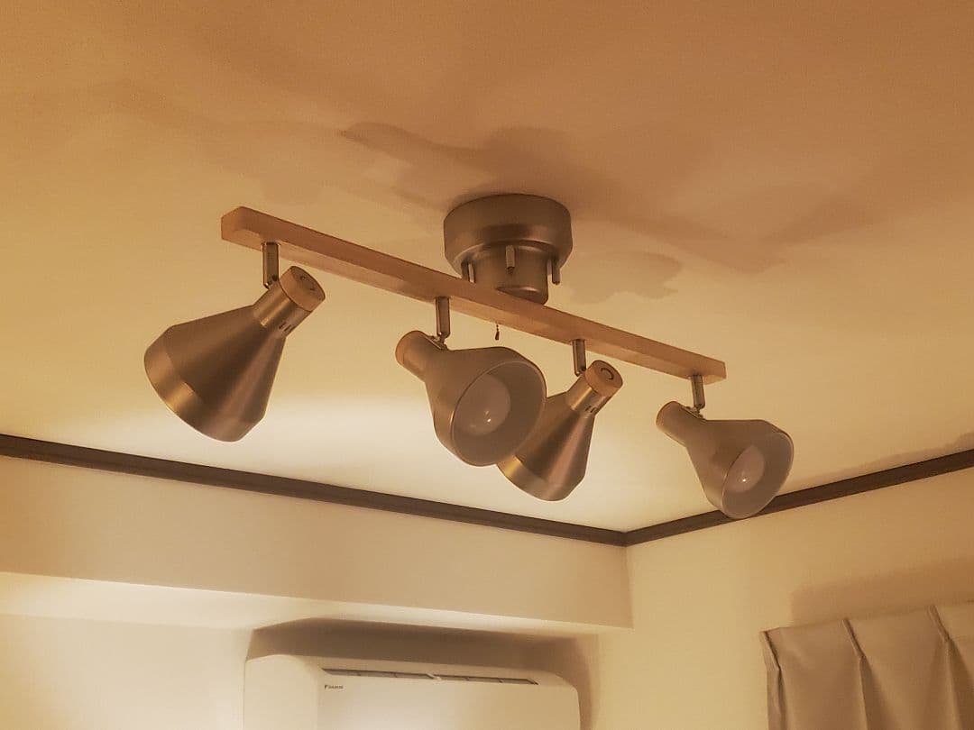 ニッケル シーリングライト 4灯 リモコン付き