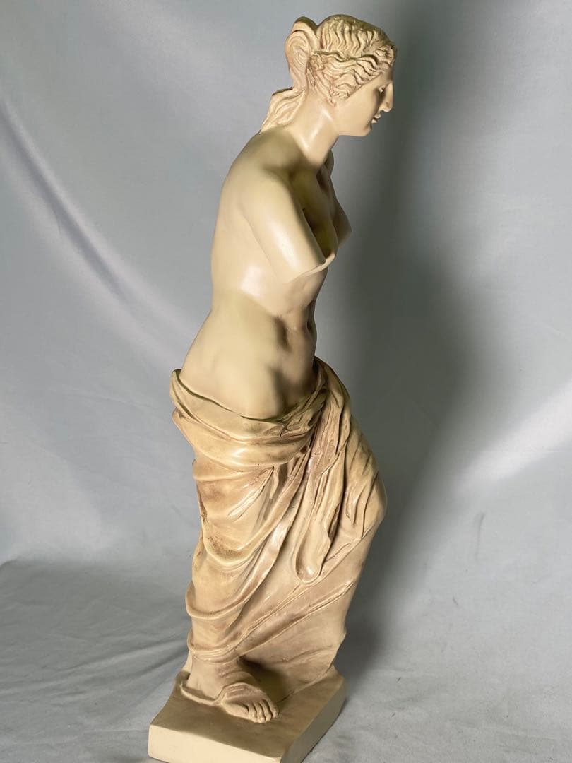 1923❣️ ルーブル美術館の至宝　ミロのヴィーナス像