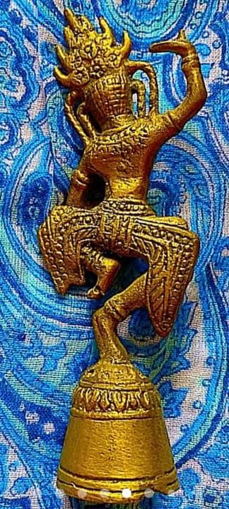 金運爆上げ　特別祈祷　タイの法鈴　縦10cm ビシュヌ神