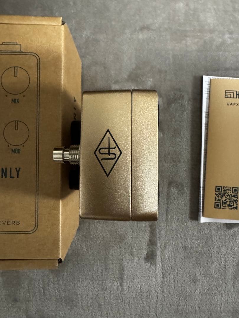 UNIVERSAL AUDIO Plate Reverb 新品同様中古　お値下げ