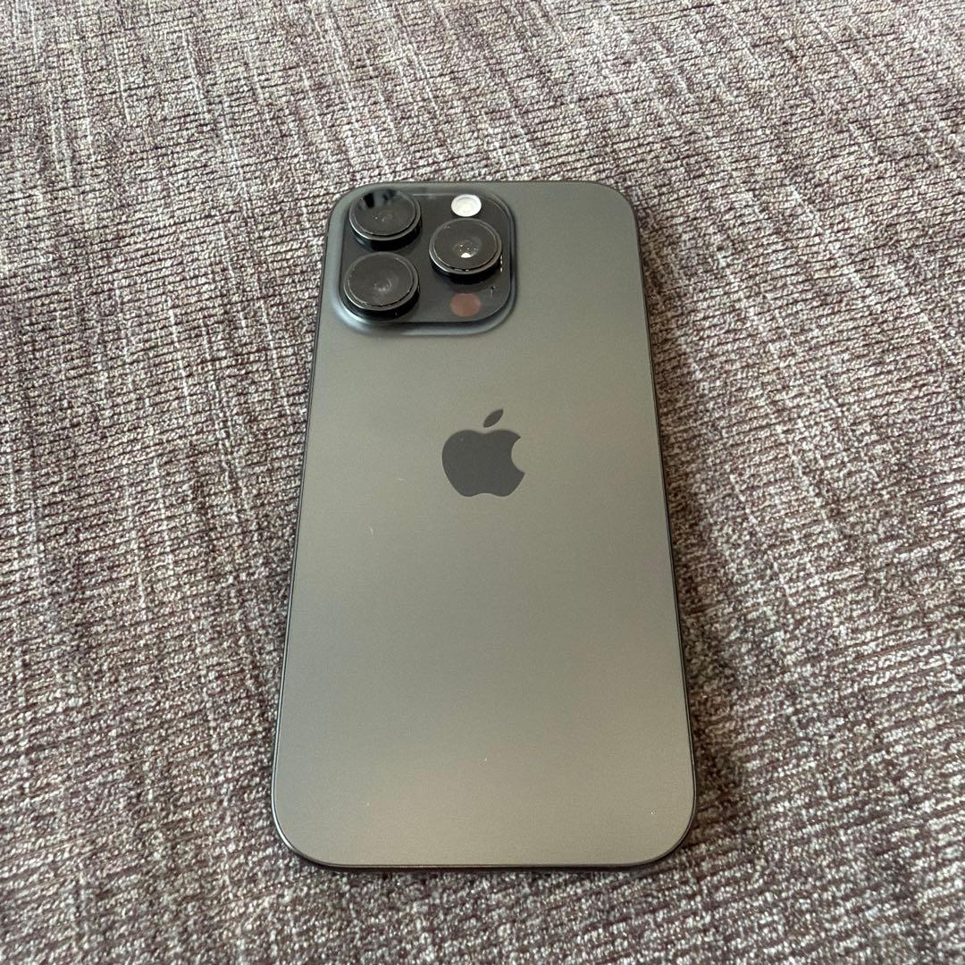 極美‼️iPhone16pro❗️1TB❗️SIMフリー　残量90%