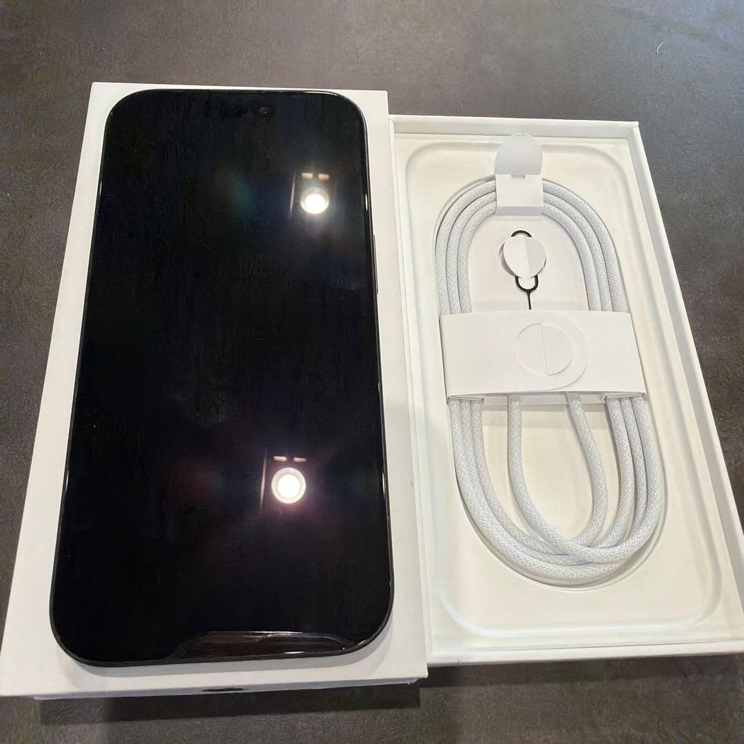 極美‼️iPhone16pro❗️1TB❗️SIMフリー　残量90%