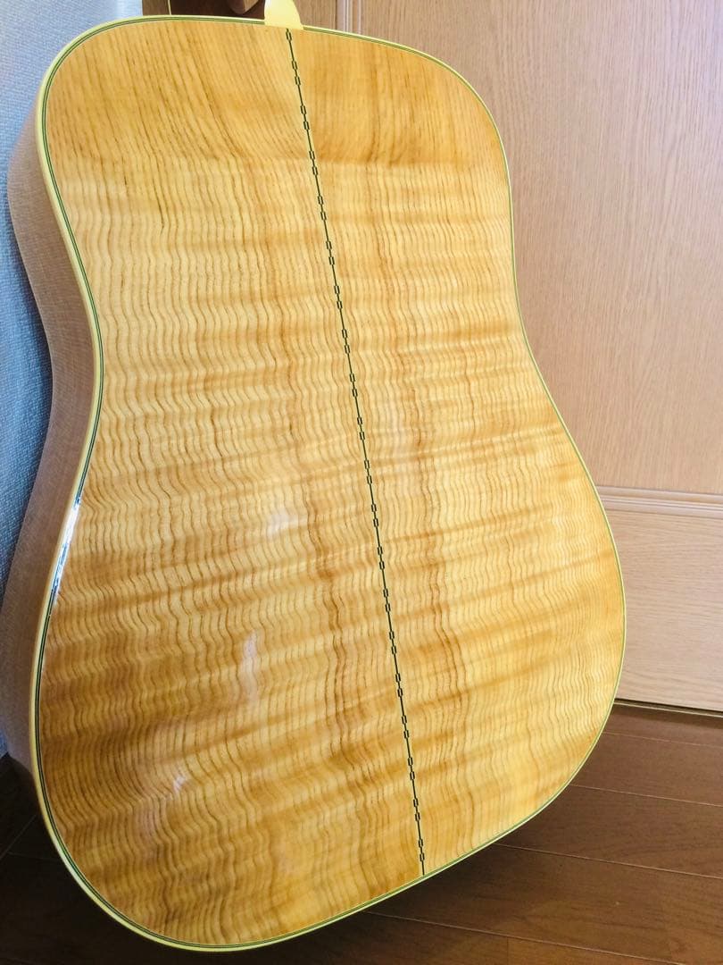 激レア‼ Pearl 70s Jビンテージ 圧巻の虎目杢 エレアコ仕様 激鳴り‼