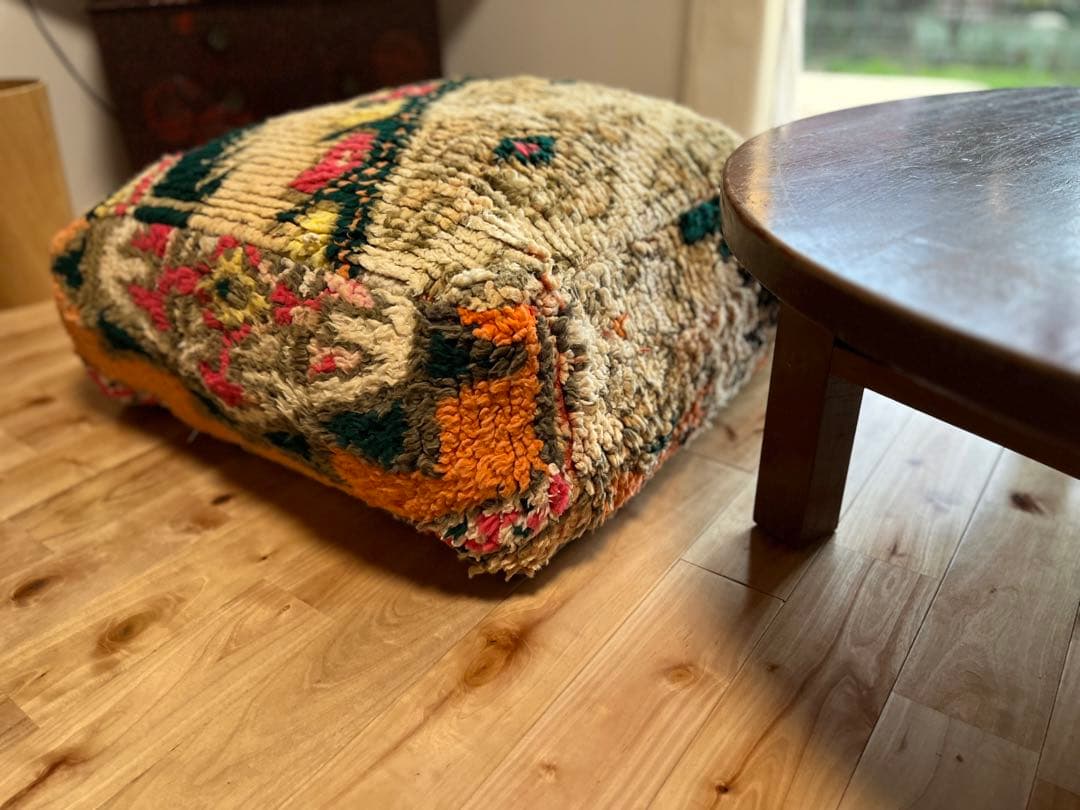 vintage floor cushion　グリーンベージュ