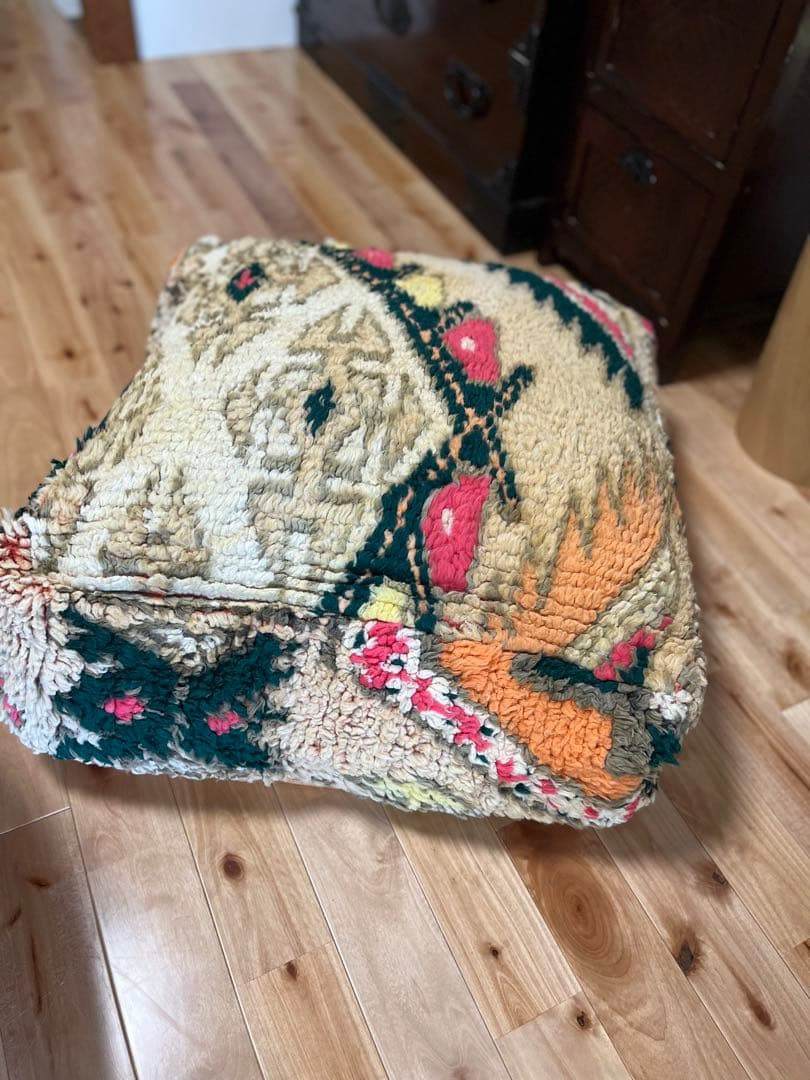 vintage floor cushion　グリーンベージュ