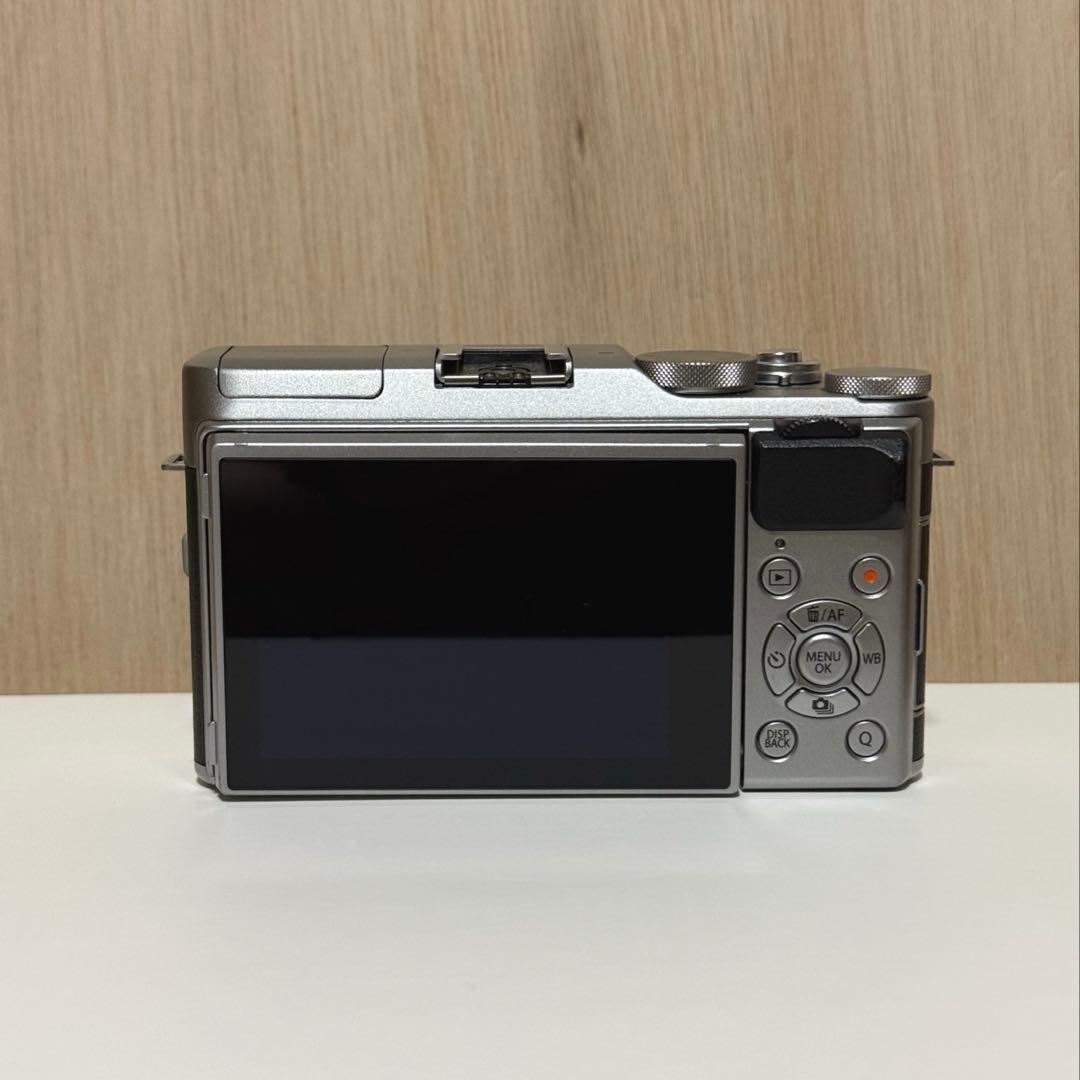 FUJIFILM X-A5 ミラーレスカメラ 本体