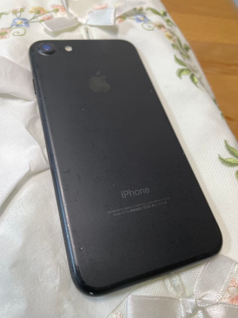 iPhone 7 128GB ブラック SIMフリー 動作確認済み