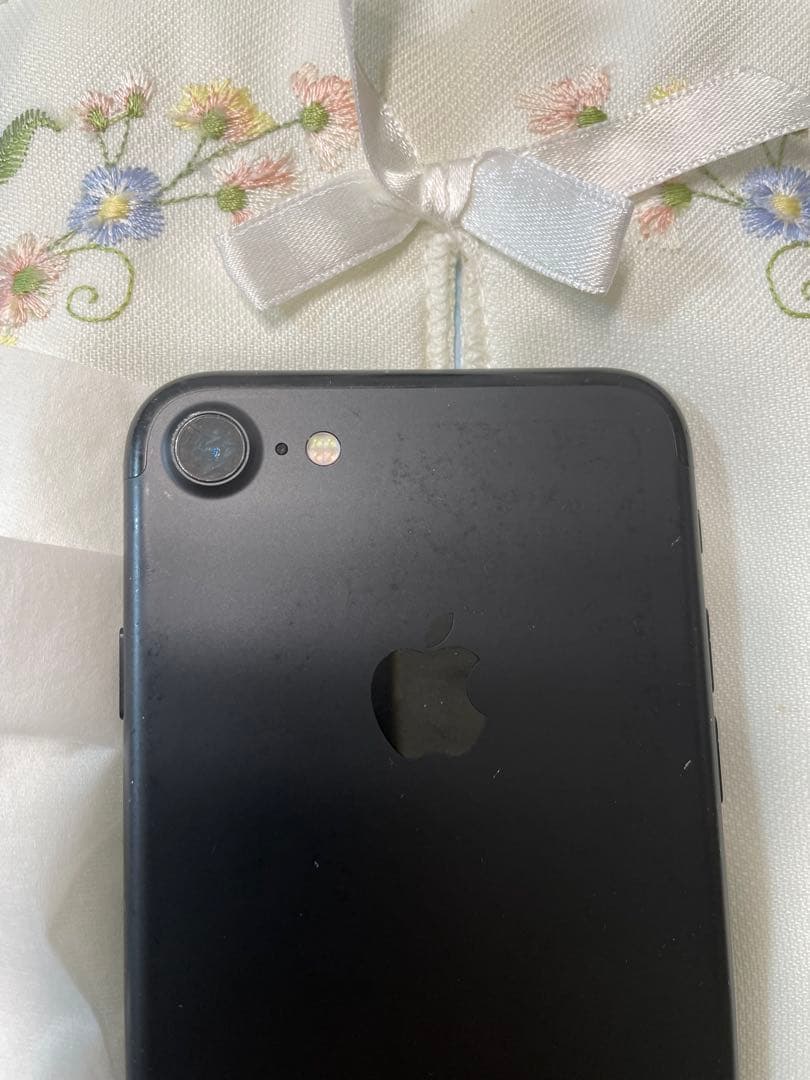 iPhone 7 128GB ブラック SIMフリー 動作確認済み