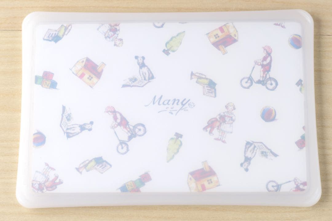 マニープチメゾン　キュイジーヌ カッティングボード　まな板　日本製　新品