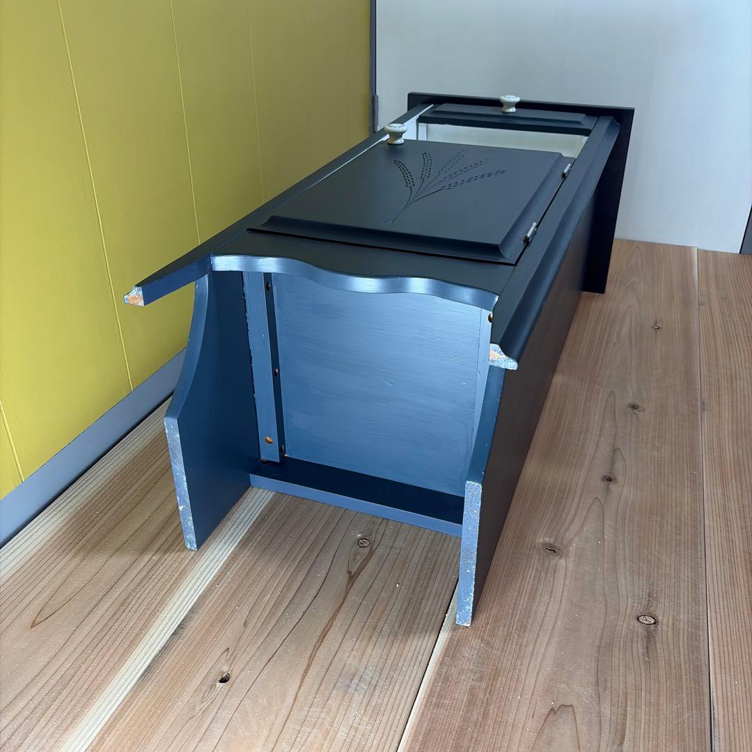 ダークブルー 木製キャビネット リメイク品