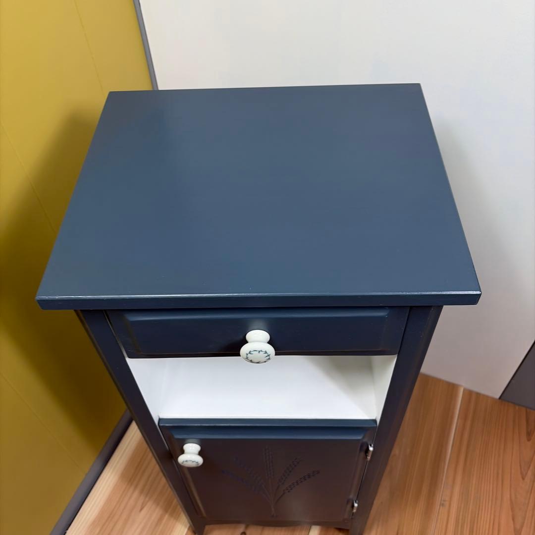 ダークブルー 木製キャビネット リメイク品