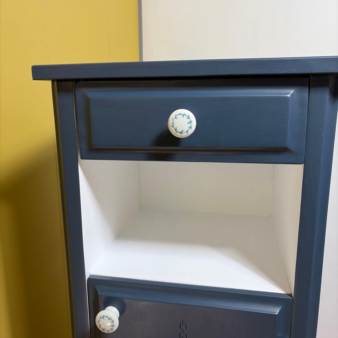 ダークブルー 木製キャビネット リメイク品
