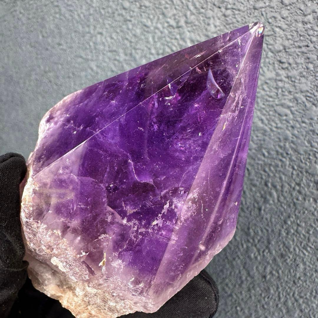 絶品☆極上の逸品❗️レインボー☆ボリビア産アメジストポイント パワー原石A1615