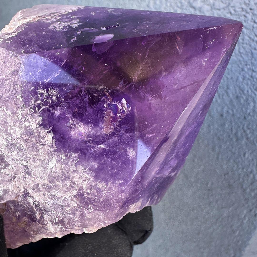 絶品☆極上の逸品❗️レインボー☆ボリビア産アメジストポイント パワー原石A1615