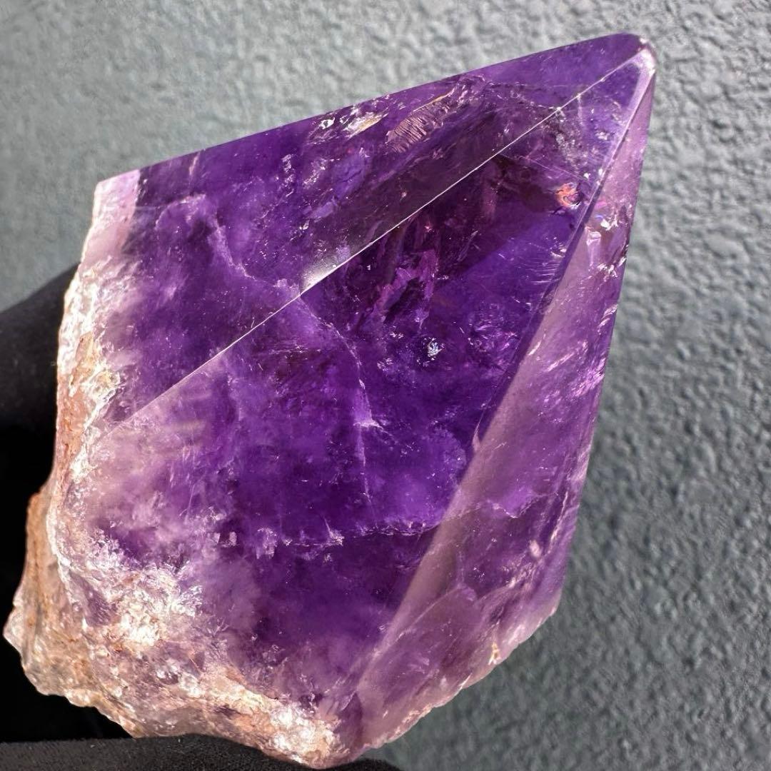 絶品☆極上の逸品❗️レインボー☆ボリビア産アメジストポイント パワー原石A1615
