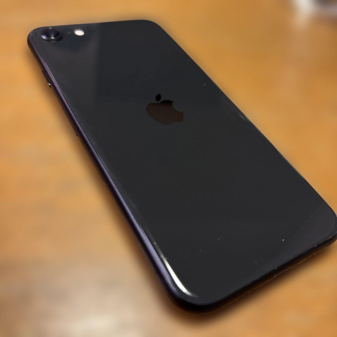 中古 iPhone SE 64GB (2nd generation)