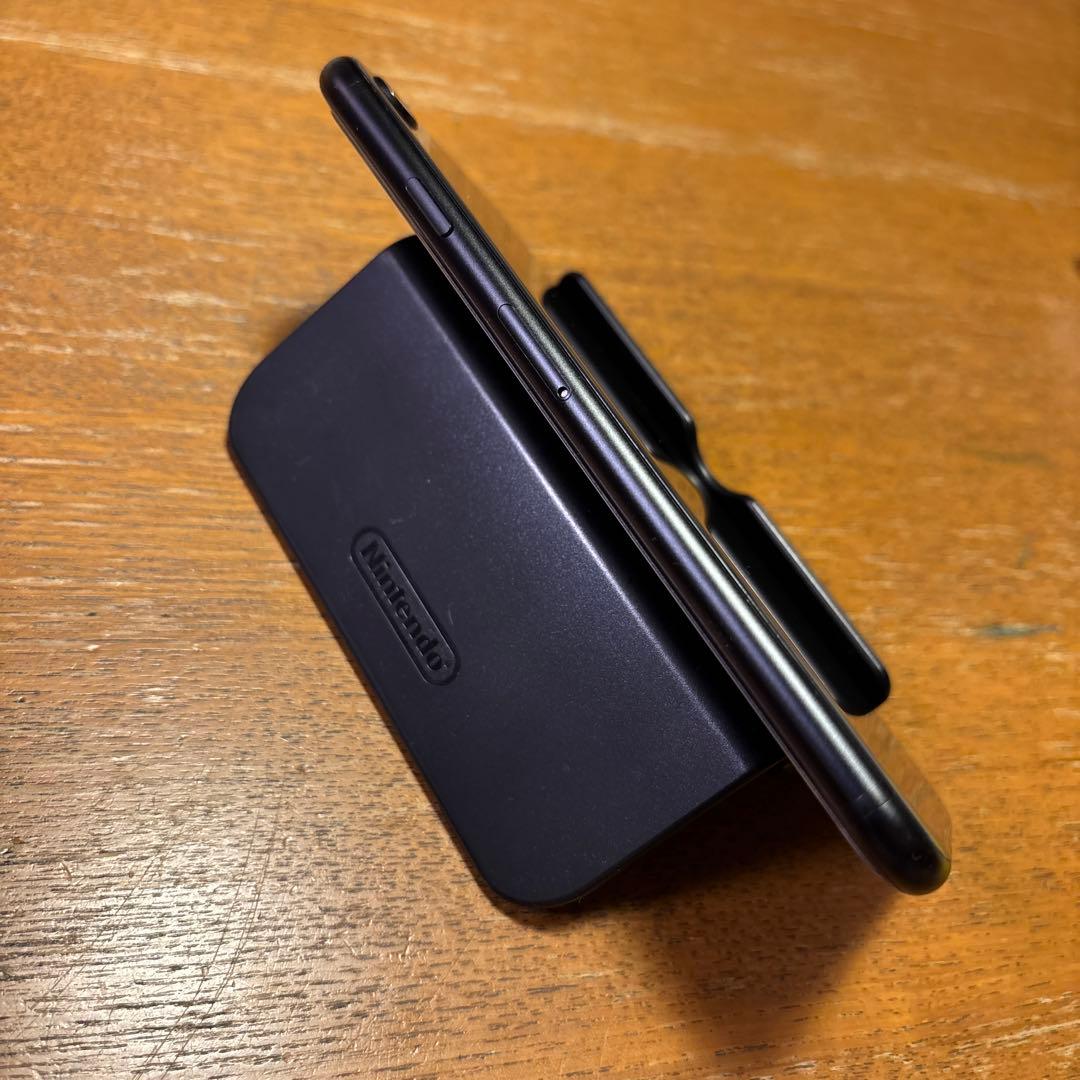 中古 iPhone SE 64GB (2nd generation)