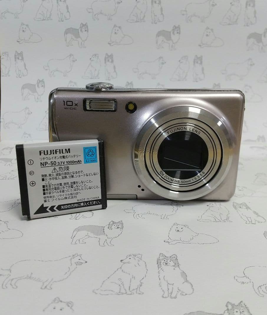 【RS53】FUJIFILM FINEPIX F80 デジカメ 本体