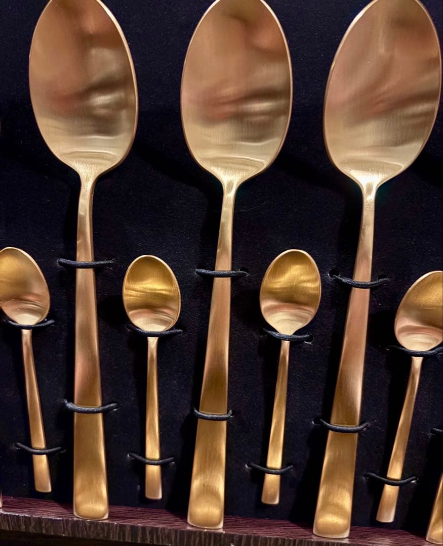 ゴールドカトラリーセット 木製ケース付き