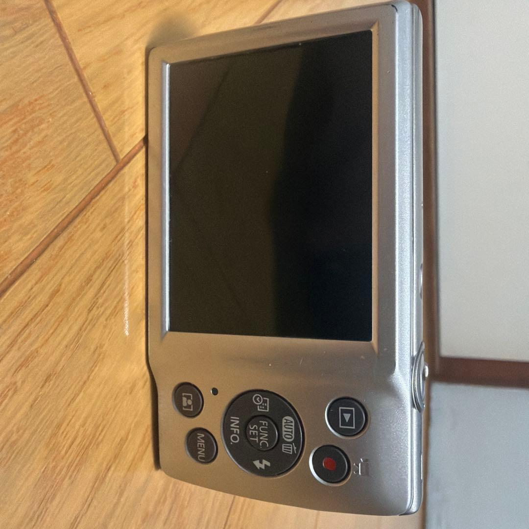 Canon IXY 200コンパクトデジタルカメラ（シルバー）