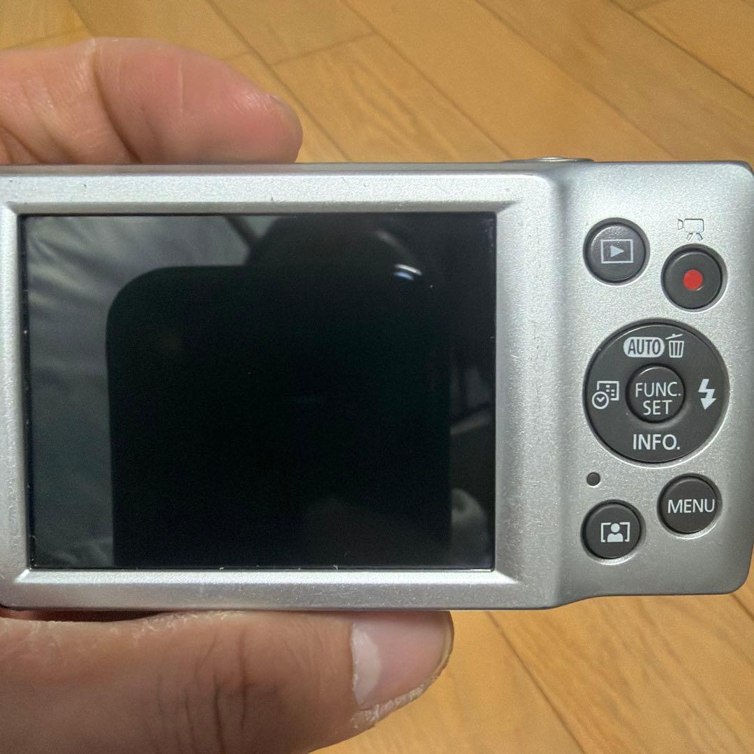 Canon IXY 200コンパクトデジタルカメラ（シルバー）