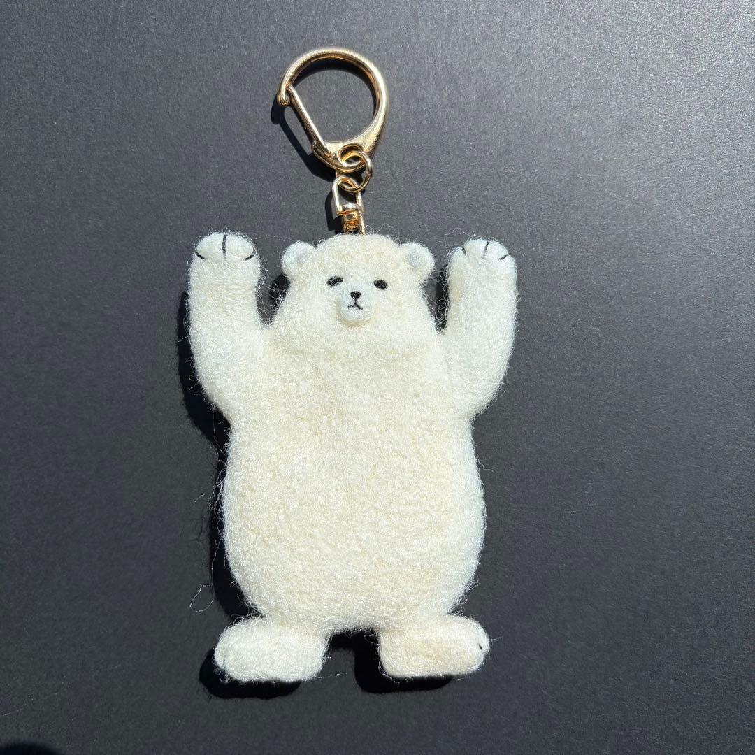 【Ted様】羊毛フェルト/キーホルダー/ハンドメイド/しろくま/バッグチャーム