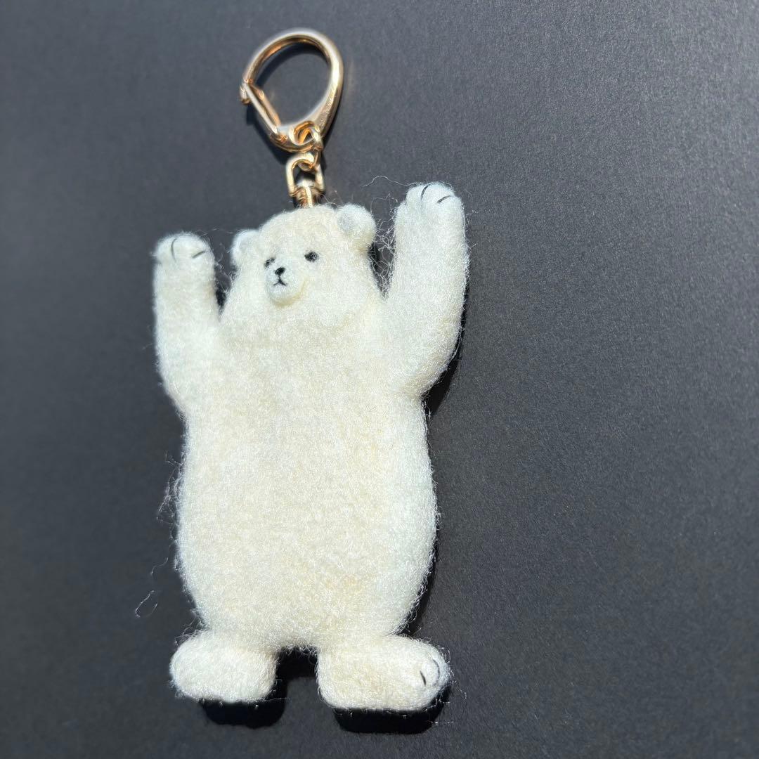 【Ted様】羊毛フェルト/キーホルダー/ハンドメイド/しろくま/バッグチャーム