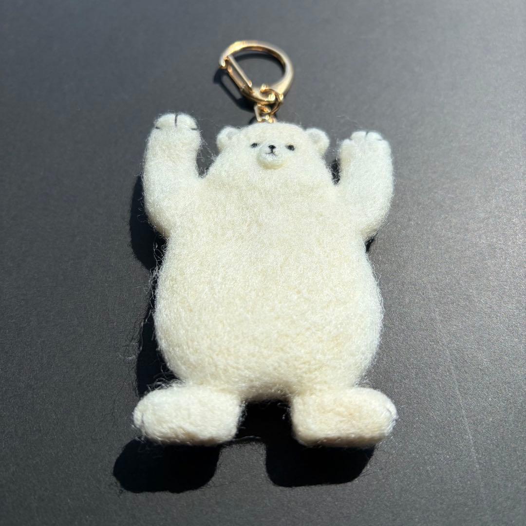 【Ted様】羊毛フェルト/キーホルダー/ハンドメイド/しろくま/バッグチャーム