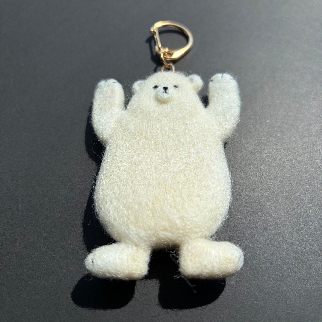 【Ted様】羊毛フェルト/キーホルダー/ハンドメイド/しろくま/バッグチャーム