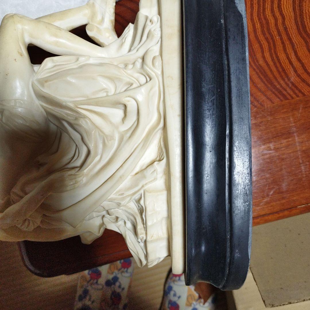 SCULPTORイタリア製 マリア様に抱かれるイエス様