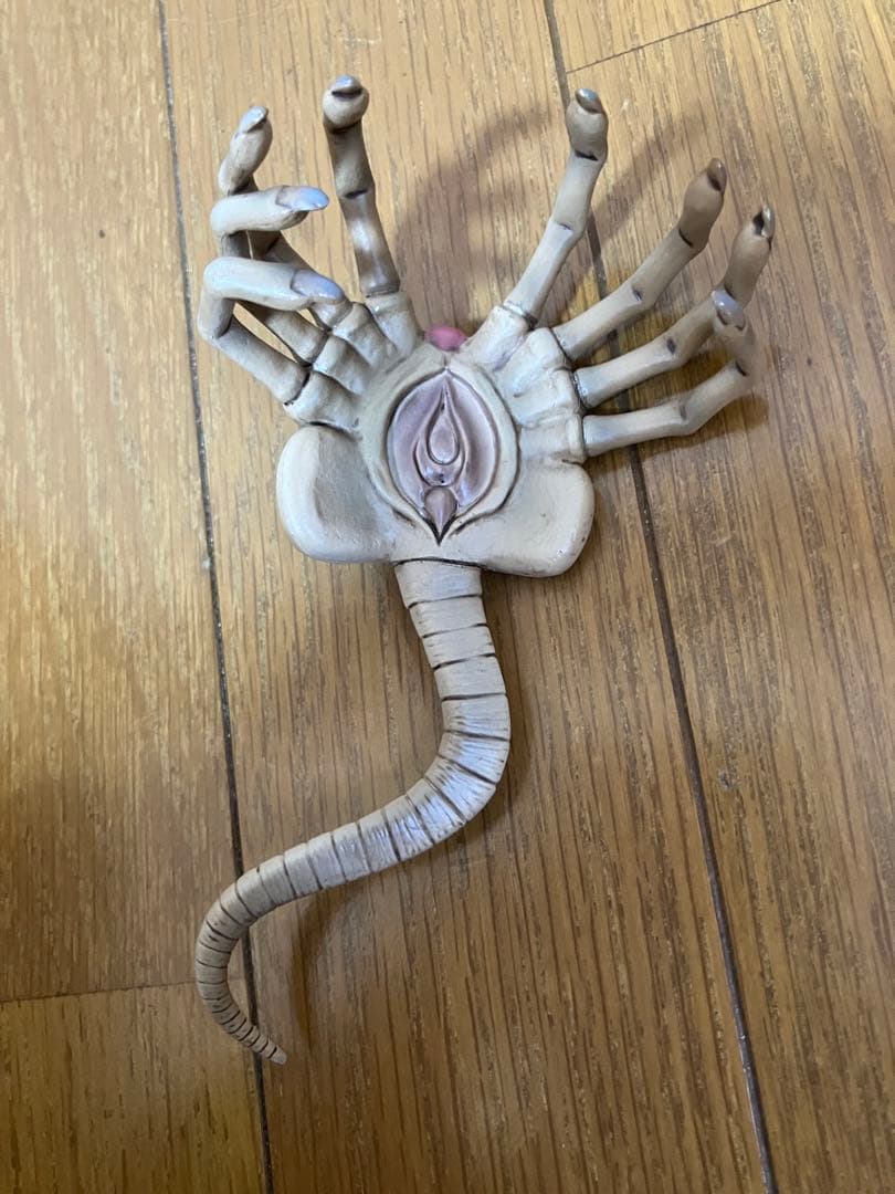 THREE-B/ AVP2: エイリアン ウォーリアー フィギュア 2体セット