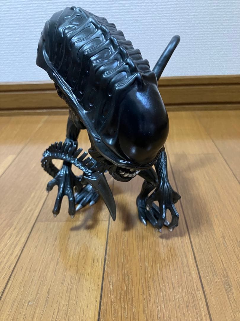 THREE-B/ AVP2: エイリアン ウォーリアー フィギュア 2体セット