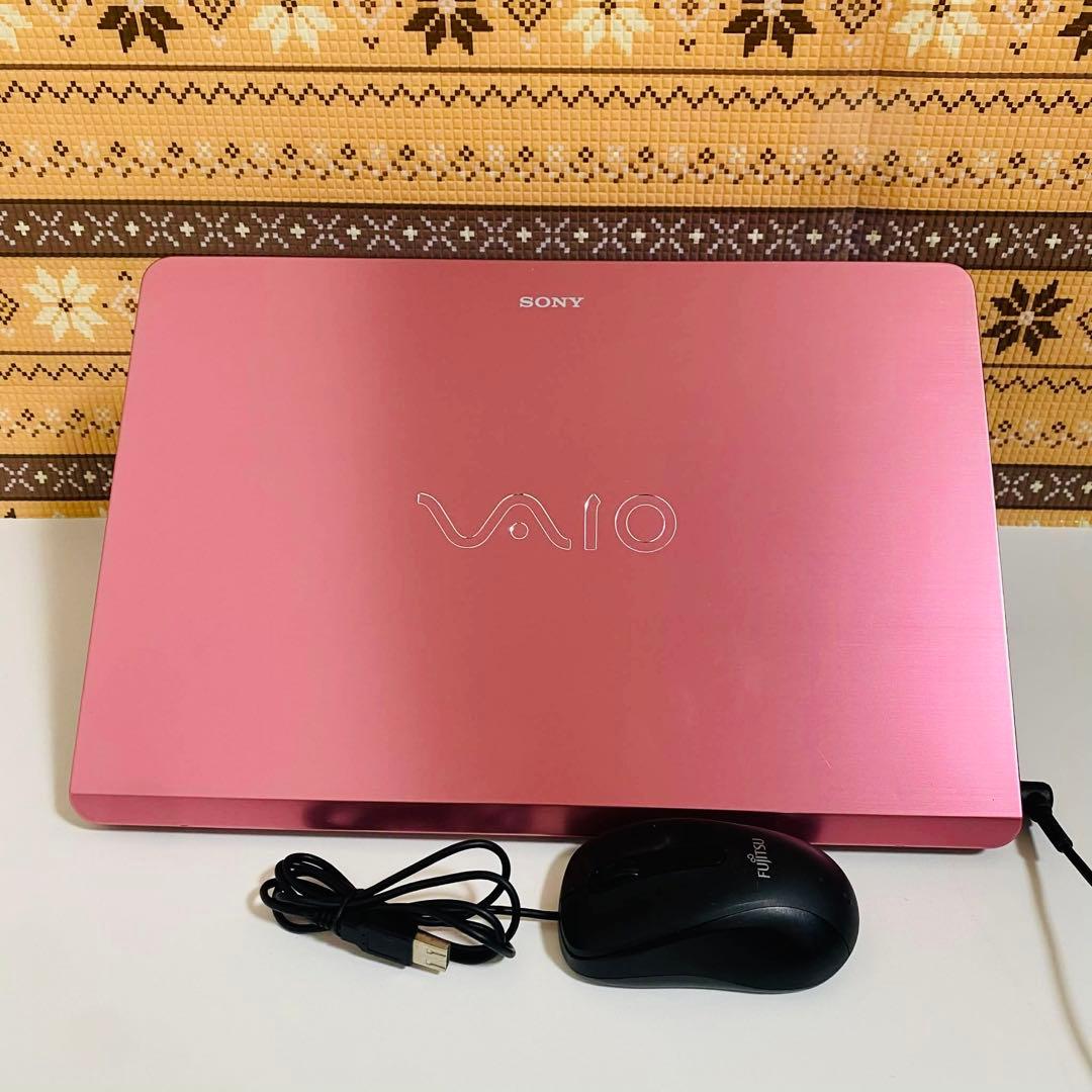 Y949 SonyVaioノートパソコンi7 8G SSDタッチパネルWin11