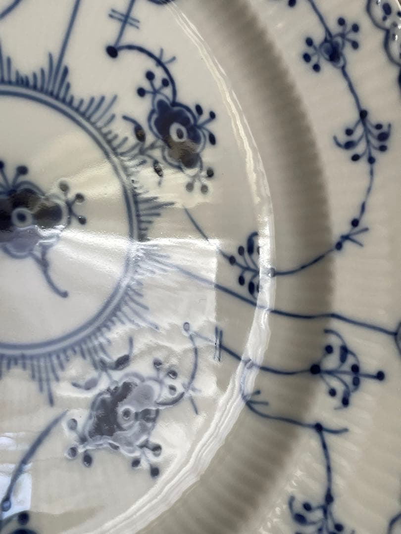 ロイヤルコペンハーゲン　ブルーフルーテッド ハーフレース プレート22cm