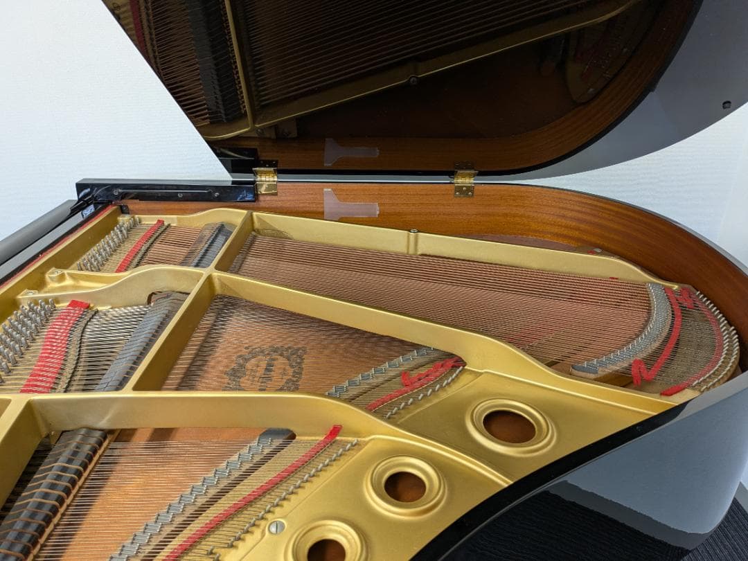 YAMAHA グランドピアノ G1B (弱音装置付)【470万番台】