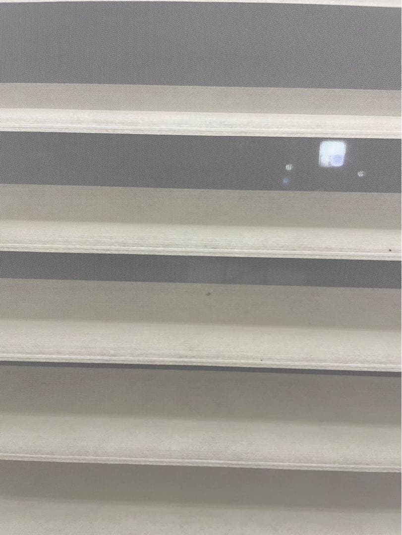 ハナリ　調光ロールカーテン　ブラインド