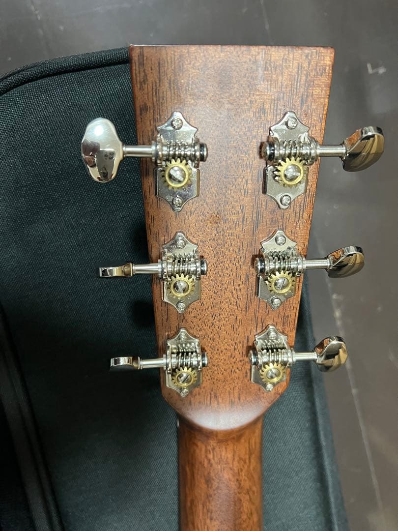 アコースティックギター　L.Luthier
