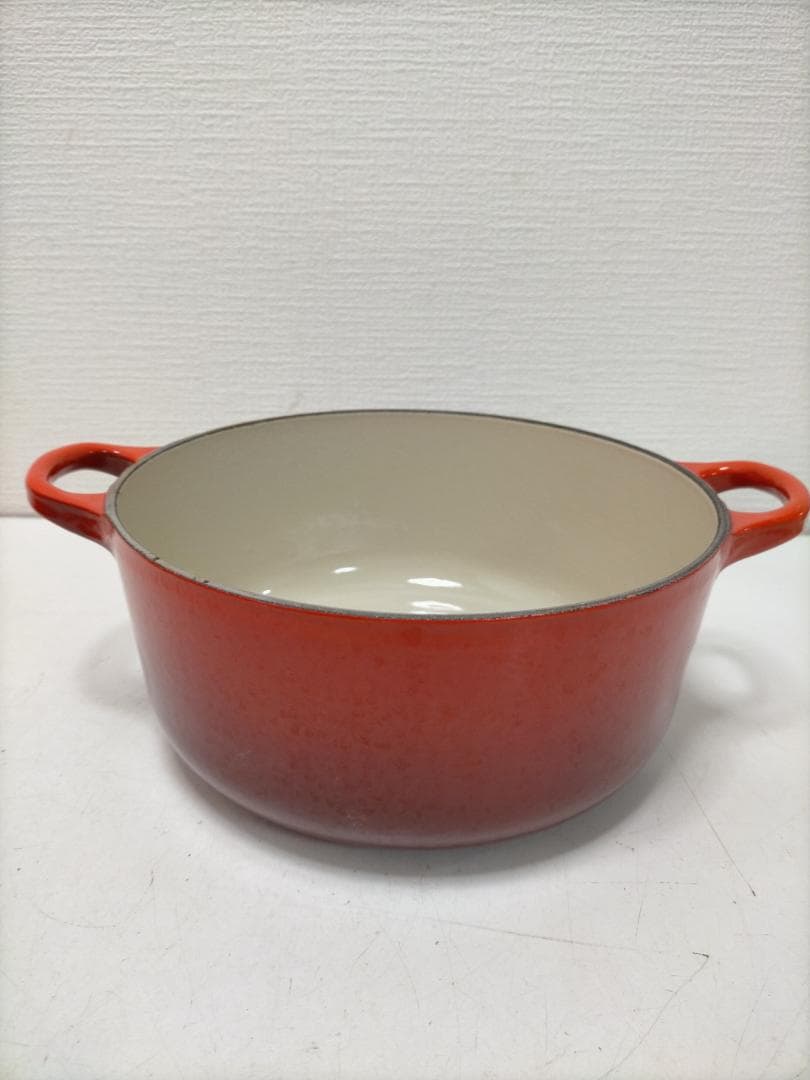 ルクルーゼ シグニチャー ココット・ロンド 20　レッド　251117-4Y