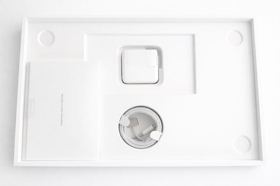 MacBook Air M3 16GB/256GB スペースグレー｜付属品完備