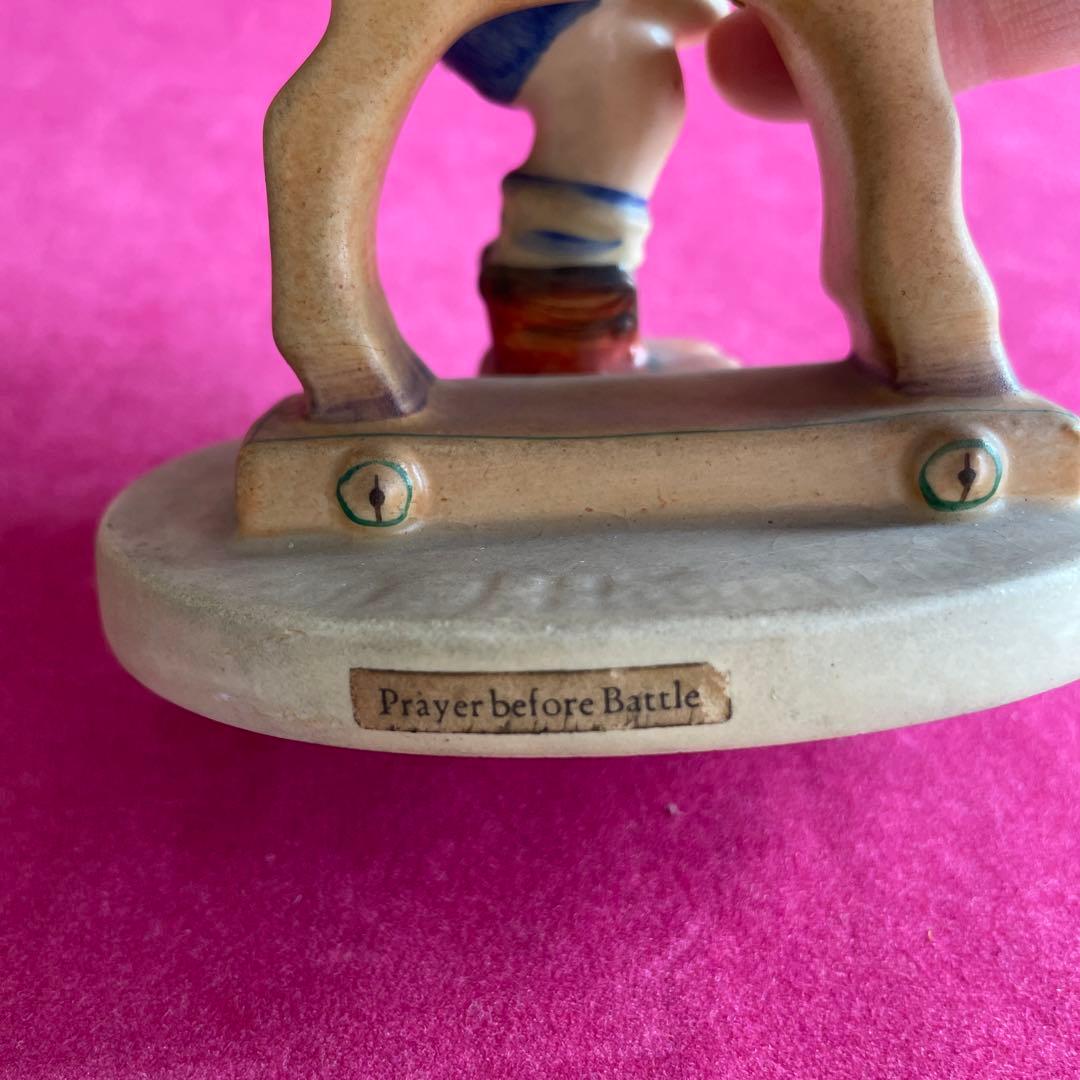 ゲーベル フンメル人形 #20『Prayer before Battle』