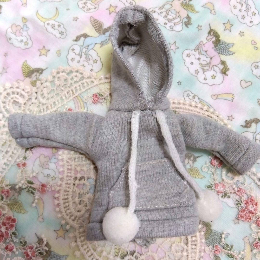 わけあり リカちゃんに☆グレーのパーカー 厚手 はるとくん バービー