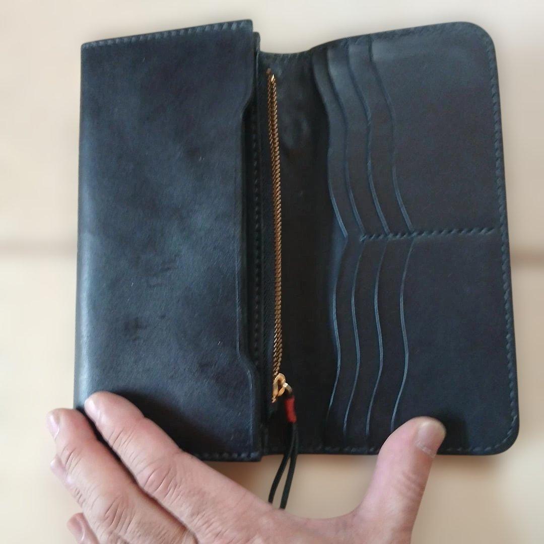 レザーとレースの長財布