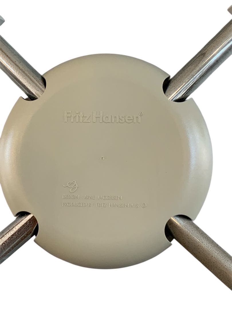 Fritz Hansen フリッツ・ハンセン セブンチェアー