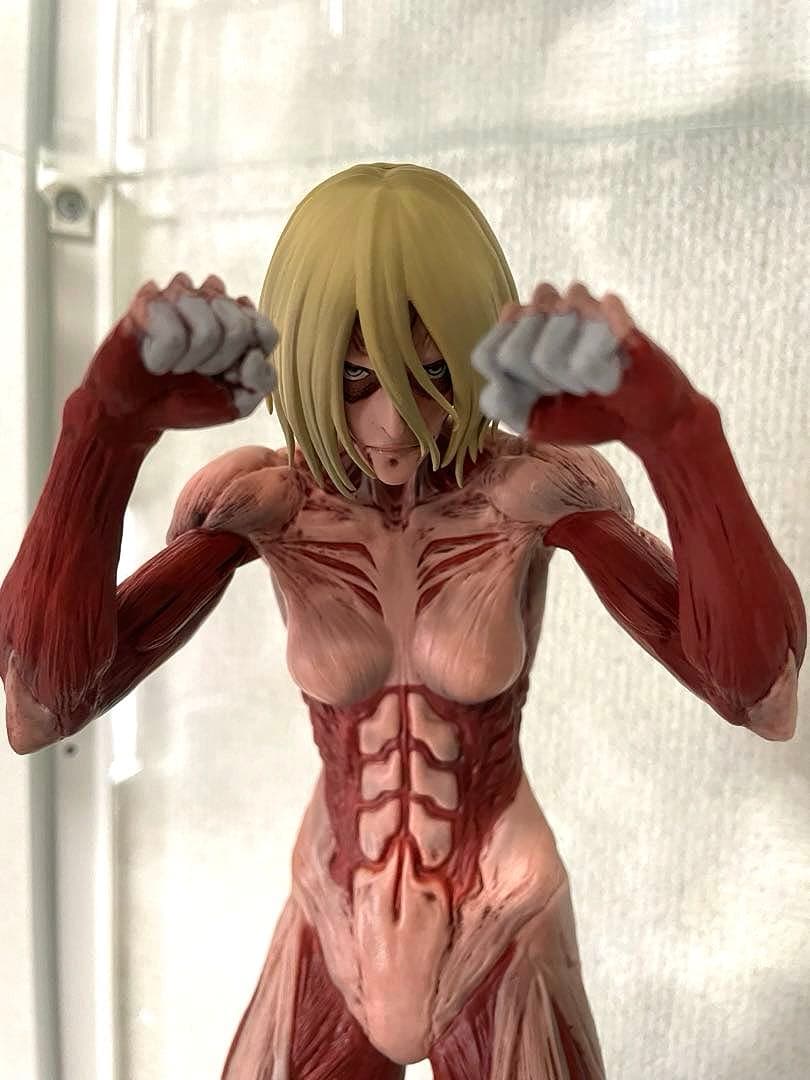 女型の巨人 フィギュア 一番くじ